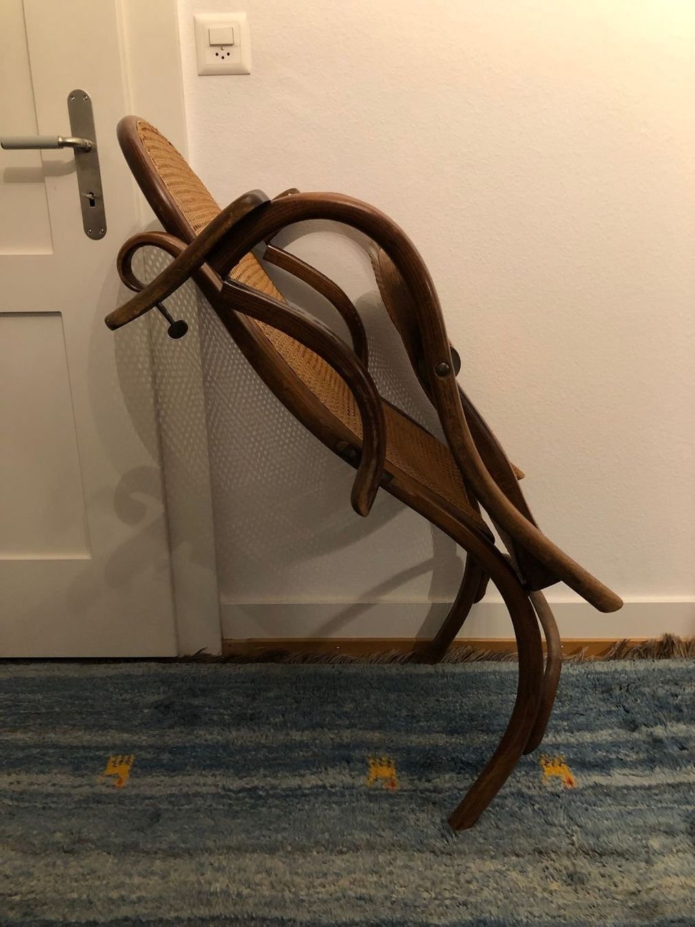 Thonet Sedie: Antiker Thonet-Klappstuhl – Usato da Zürich venduto da karuna05 5