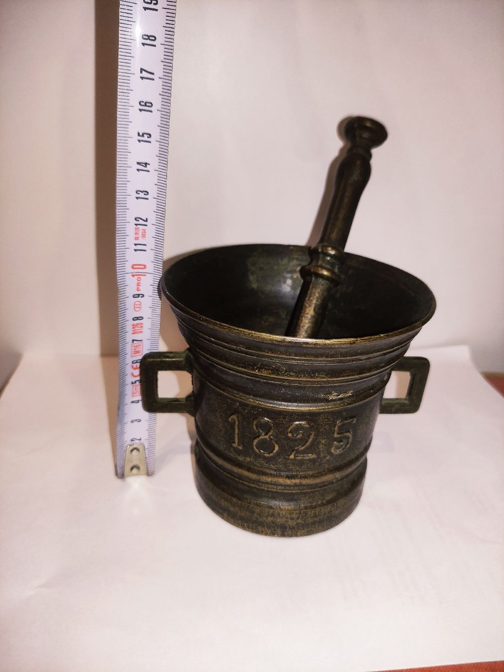 Altro per cucinare: Antiker Messing Mörser mit Stößel 1825 – Usato da Schwellbrunn venduto da daw_l7fz 2