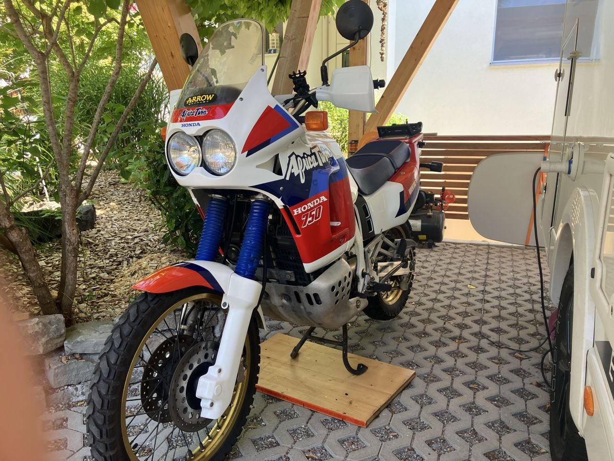 Honda Touring: Africa Twin RD04 – Gebraucht aus Elsau von jessi82