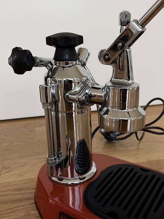 Macchine per caffè & Macchine per espresso: La Pavoni Handhebel-Espressomaschine  rot – Usato da St. Gallen venduto da JSondi 1
