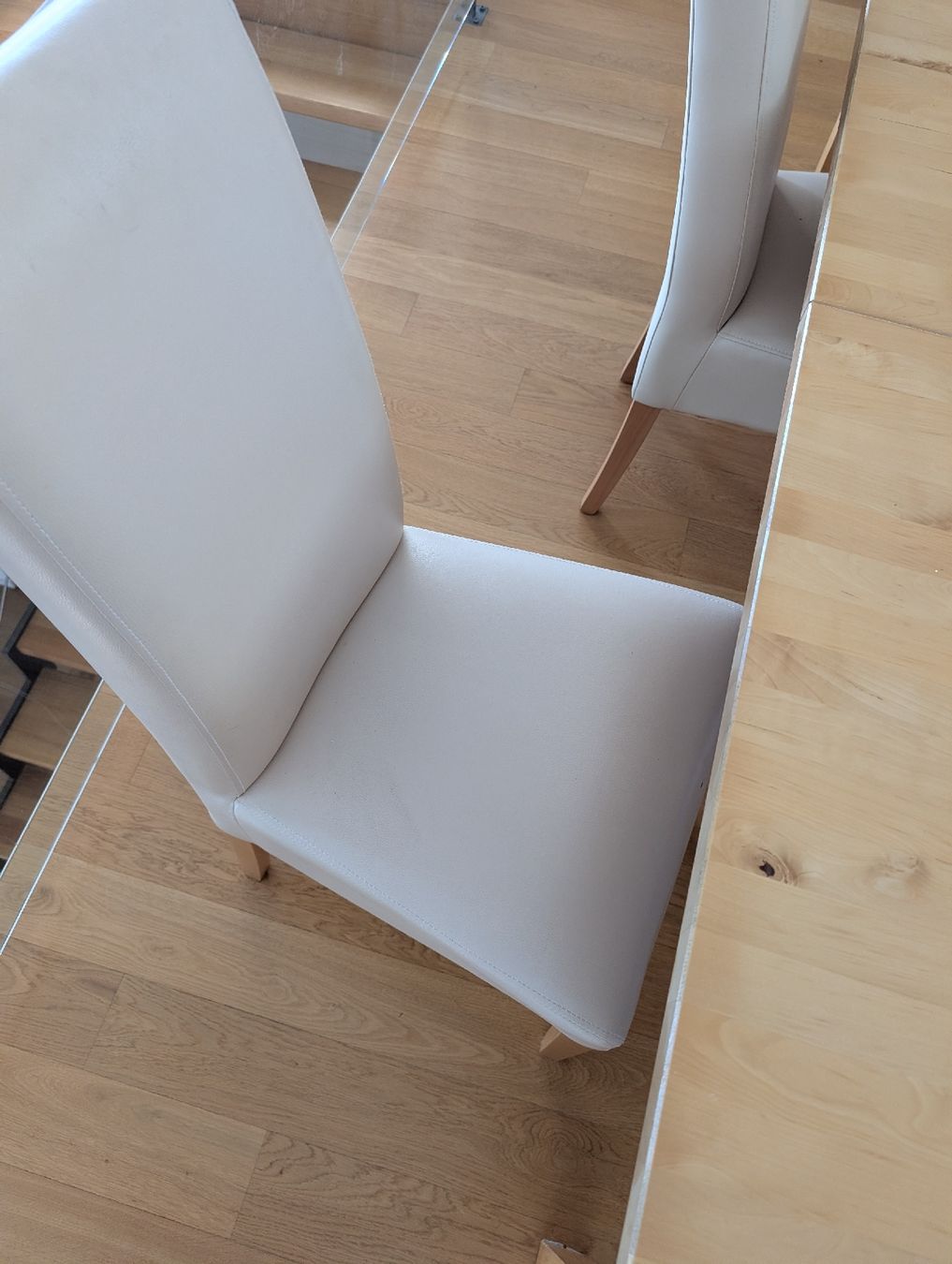 Set di tavolo e panche: Holztisch inkl. 4 Stühle – Usato da Honau venduto da untenoben86 3