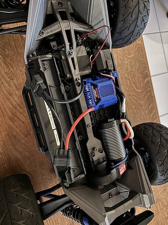 Traxxas Modellismo RC: Traxxas Maxx 6s Monster!! – Usato da Gümligen venduto da hds48 4