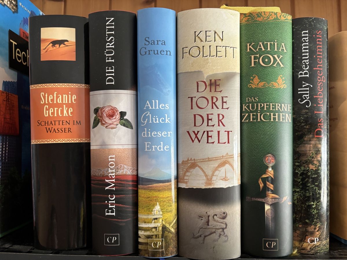Libri: Diverse Bücher zu verkaufen – Usato da Bern venduto da ateranimus 2