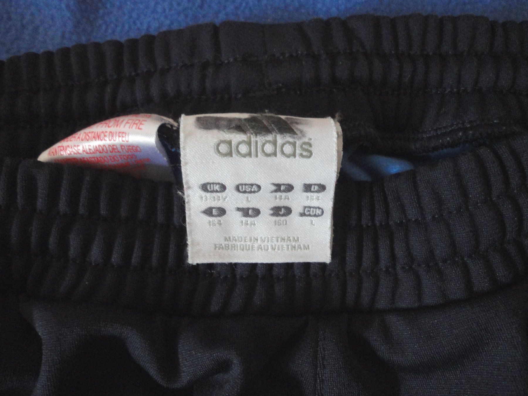 Adidas Completi: Adidas Kinder-Trainingsanzug Gr. 164 – Usato da zürich venduto da parts5060 4