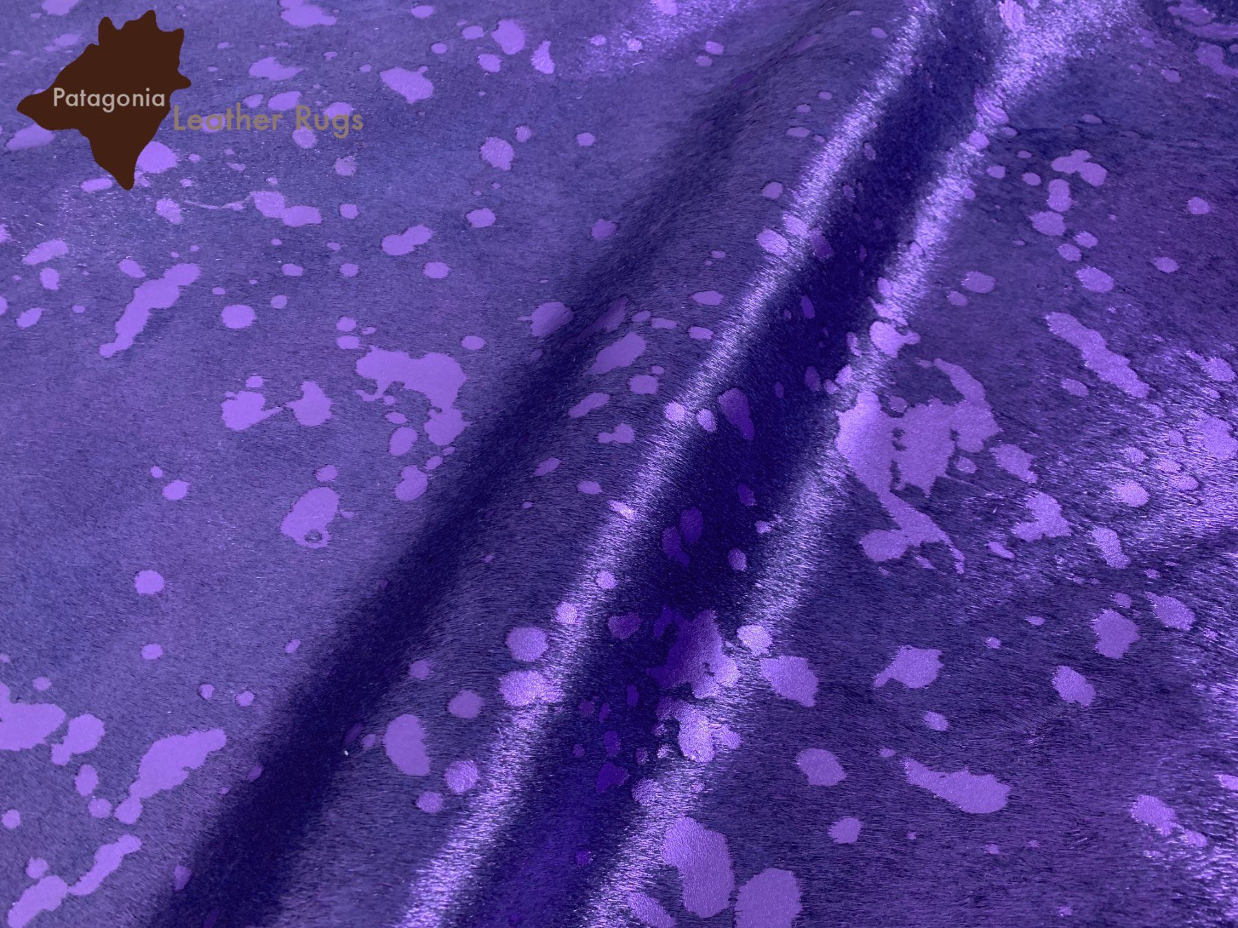 Tappeti: Kuhfell Teppich Purple Metalic – Nuovo e nell'imballaggio originale da Arbedo venduto da patagonialeatherrugs 2