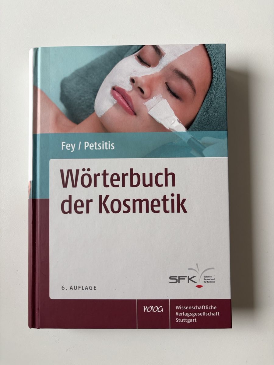 Bücher: Wörterbuch der Kosmetik – Gebraucht aus Neuhausen am Rheinfall von Living2Sell