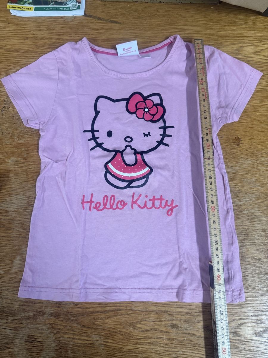 Camicette, T-shirt & Top: Hello Kitty T-Shirt, Gr 116  – Usato da Klingnau venduto da Nirvana