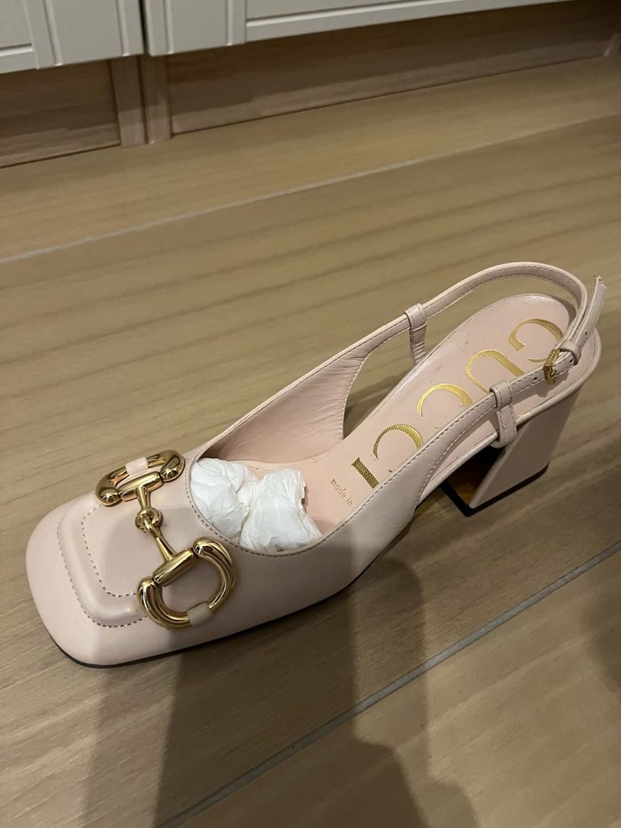 Gucci Scarpe da donna: Gucci Pumps Shoes – Usato da Cureglia venduto da lucianboboc