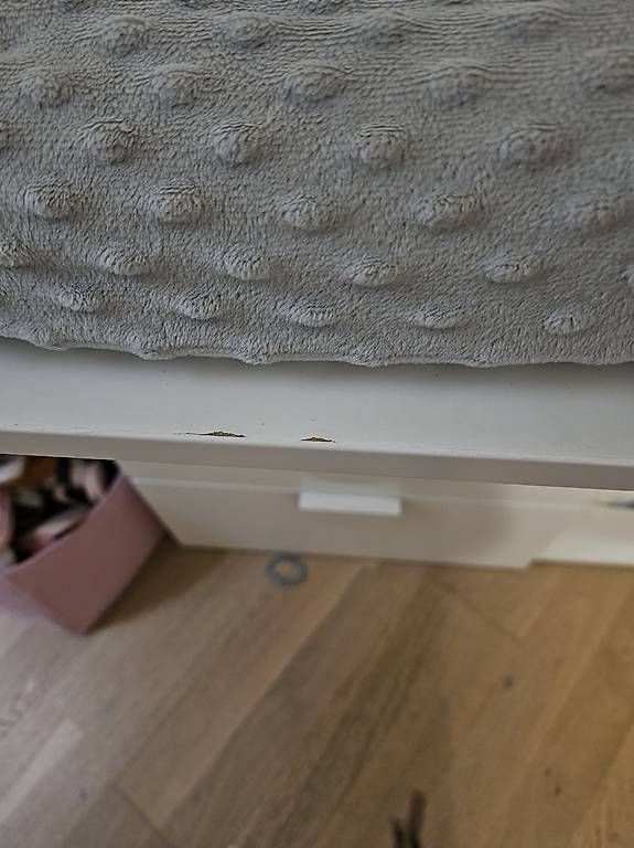 Ikea Wickeltisch & Zubehör: Table à langer – Gebraucht aus Founex von Ana_2412 1