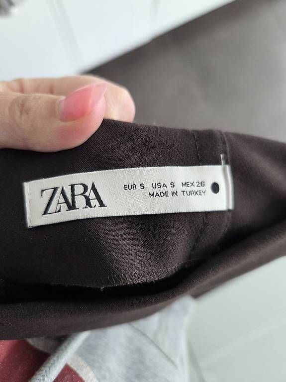 Zara Röcke: Damenrock von Zara – Gebraucht aus Rüfenacht BE von Biancaro 2