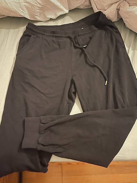 Hosen: Trainerhose – Gebraucht aus Ostermundigen von eli_ndj2
