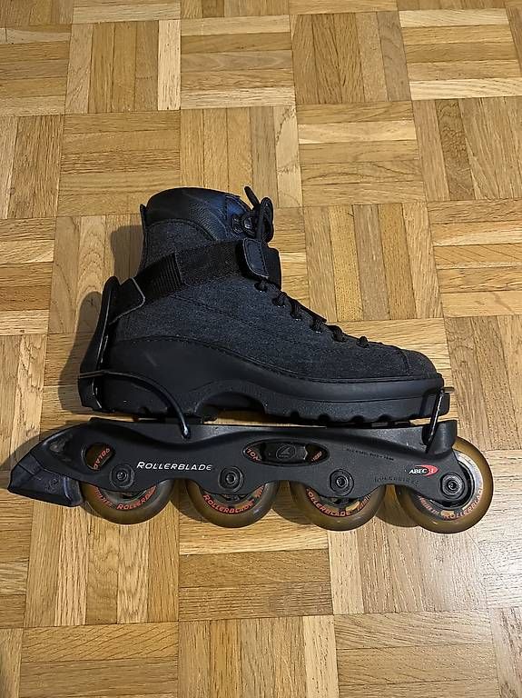 Pattini in linea & Pattini a rotelle: Paire de rollerblade 2-en-1, taille 36.5 – Usato da Versoix venduto da L_armoire_d_isa 1