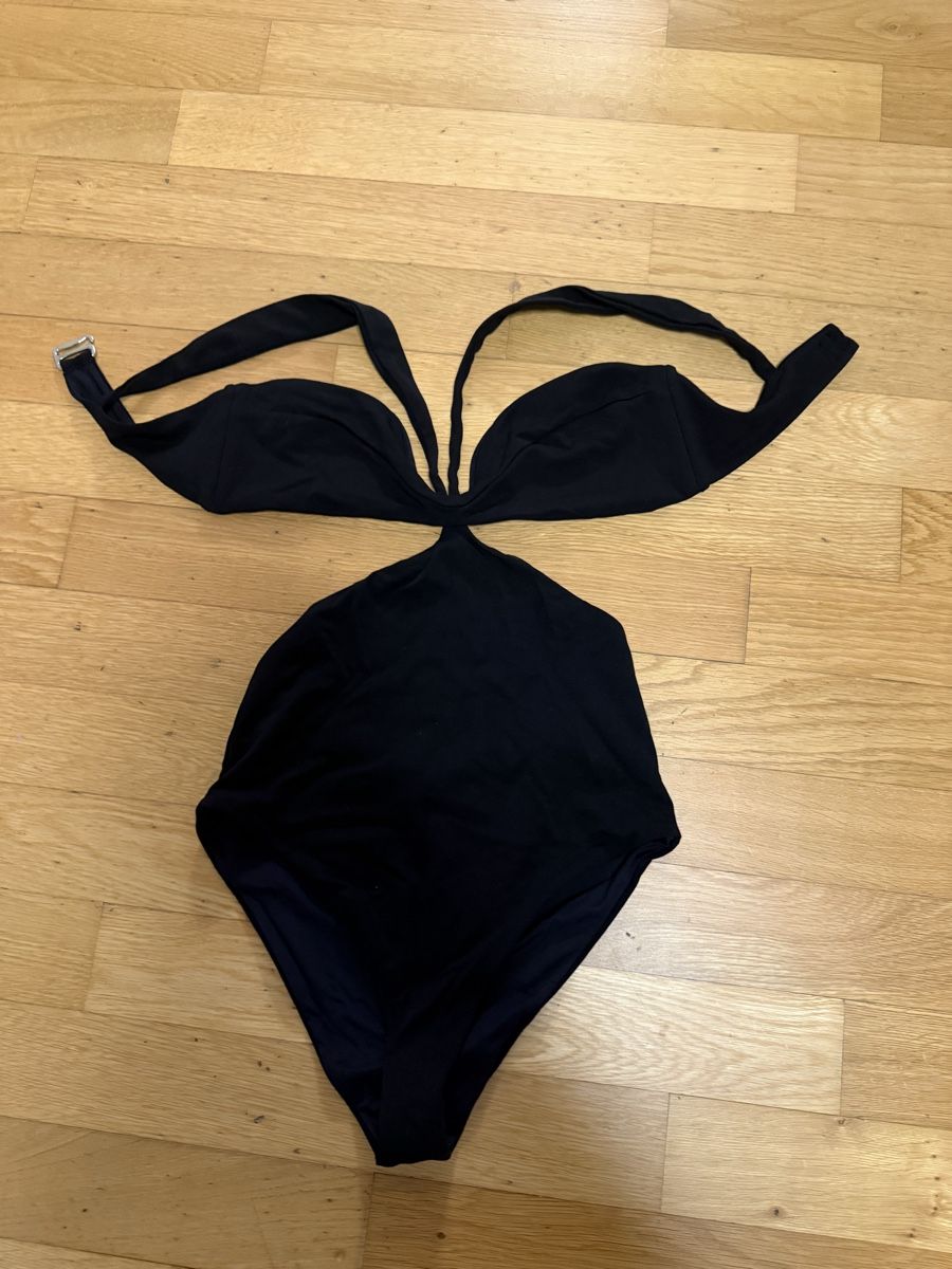 Top: NEU Designerbody  Hours Grösse S Schwarz – Usato da Zug venduto da MC2CC 1