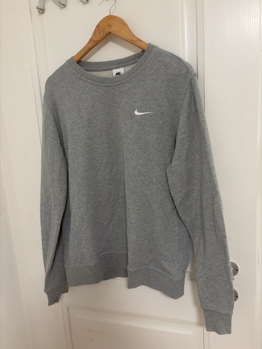 Nike Maglioni & Felpe: Nike original crewneck grey – Usato da Zürich venduto da gaminev