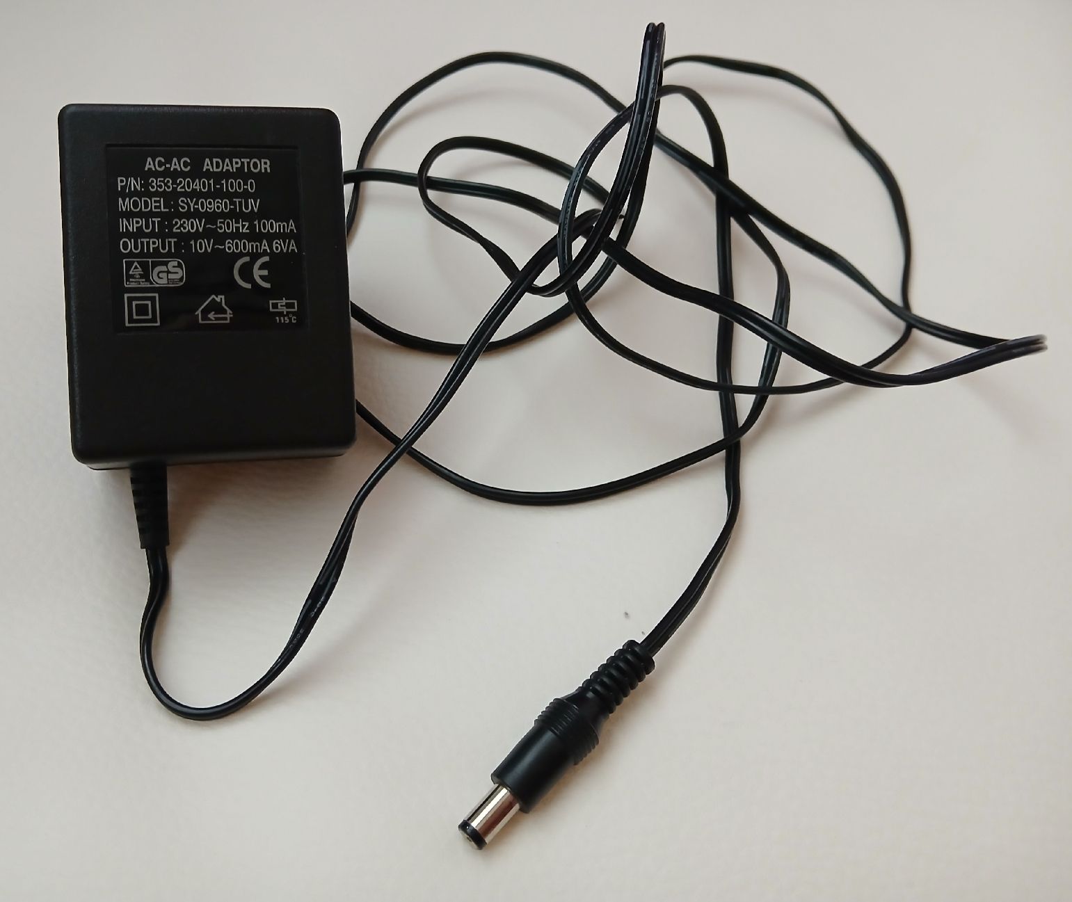 Lecteurs & Adaptateurs: Adaptateur 230 V – Neuf (Voir description) à Le Brassus par bla_7wxg 1