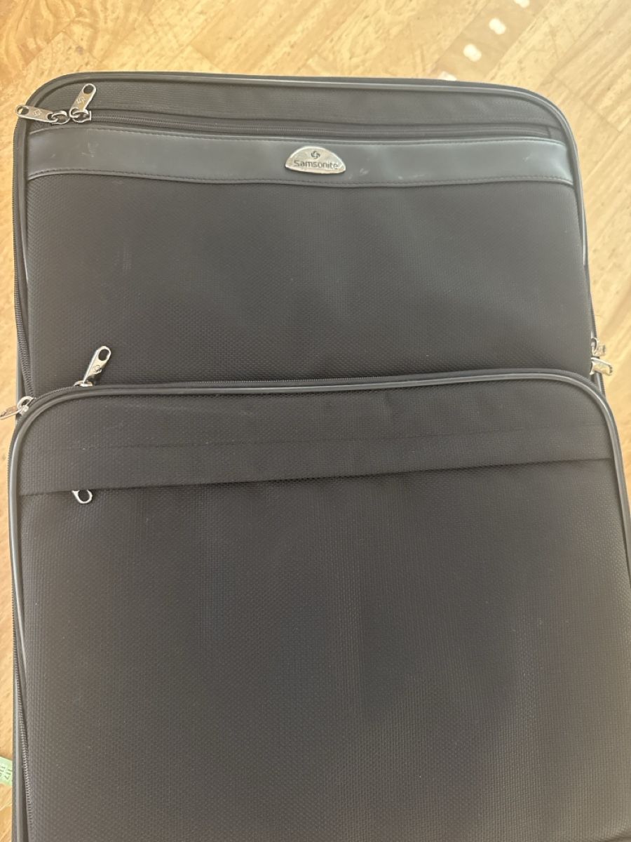 Samsonite Valigie: Rollkoffer Samsonite schwarz – Usato da Gibswil venduto da spongii 5