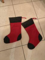 2 Weihnachtssocken, rot/schwarz, Weihnachtsdeko, Neu!