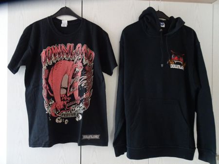 Hoodie / Kapuzenpullover und T-Shirt, Gr. L, schwarz