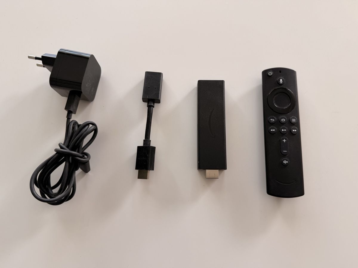 Amazon Audio- & Mediensysteme: Amazon Fire TV Stick Streaming Player – Gebraucht aus Schlieren von DiOmio85