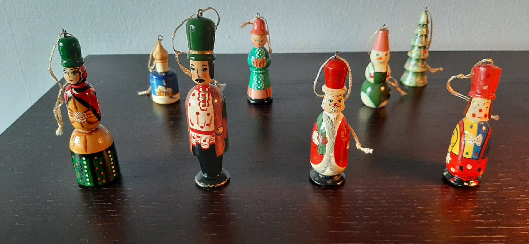 Tutte le decorazioni: Holzpuppen handbemalt – Usato da Zürich venduto da SmartKeith 2