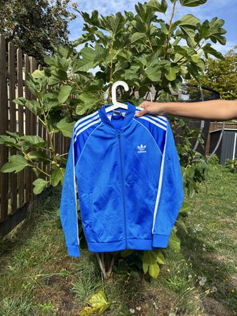 Veste Adidas bleu, taille L enfant, bon état