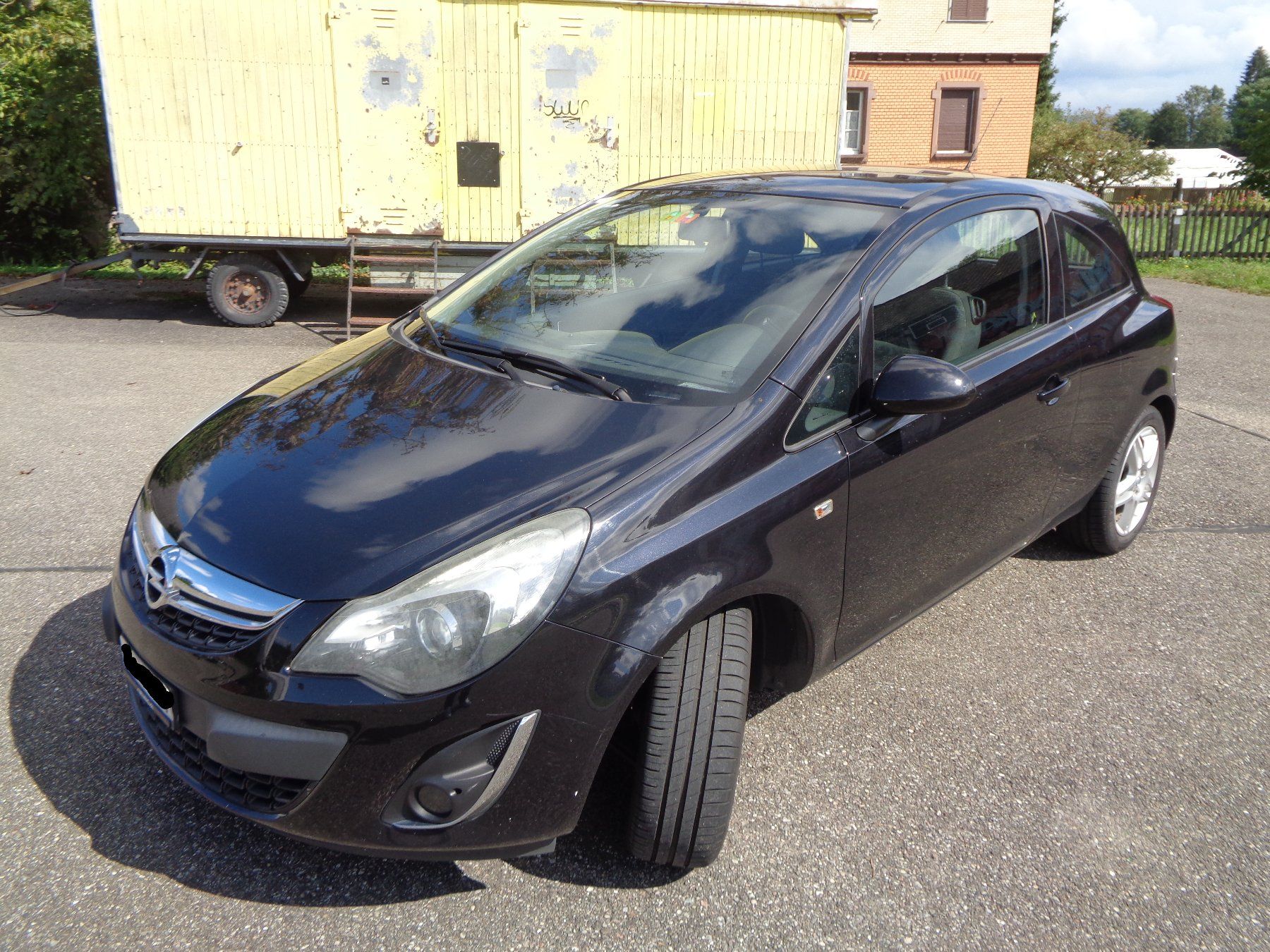 Opel Auto Mit Schraubenschlssel