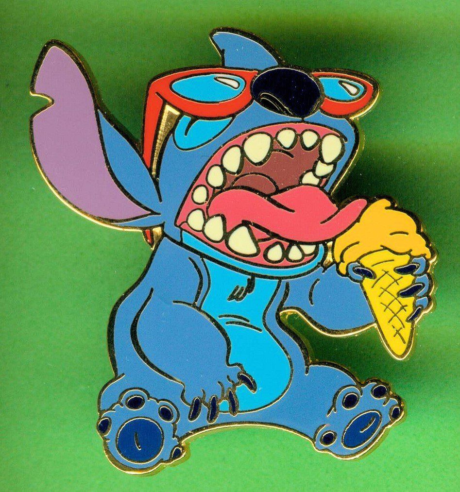 Disney Placchette & Badge: DISNEY  STITCH  mit Glace – Usato da Winterthur venduto da Sammleroase