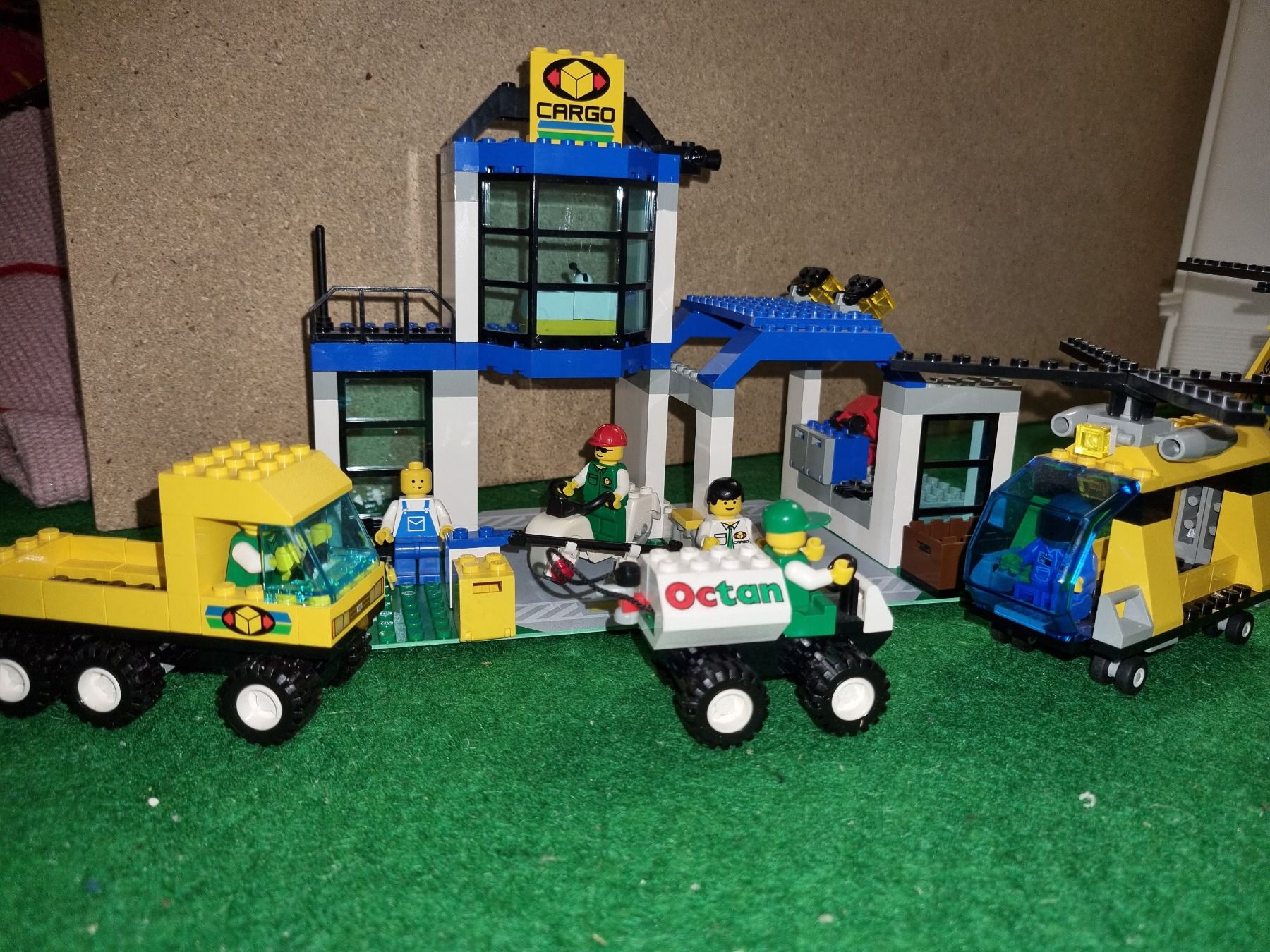 Lego Giocattoli: Lego Town Cargo 6330 Transport – Usato da geroldswil venduto da Gumball1 1