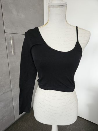Damen Crop Top Stradivarius schwarz Grösse S guter Zustand