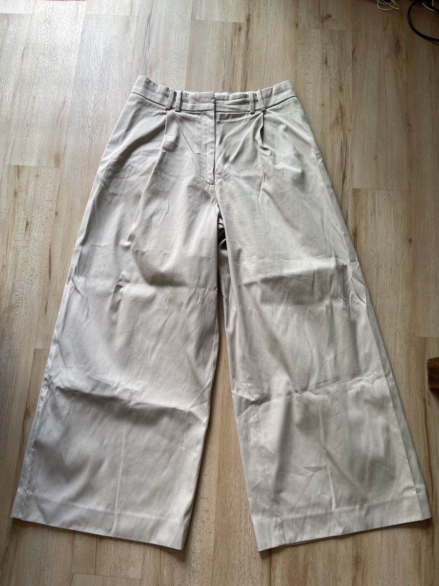 Cos Pantaloni: Pantalon large COS beige comme neuf – Nuovo (secondo la descrizione) da Kloten venduto da Vermicelles 1
