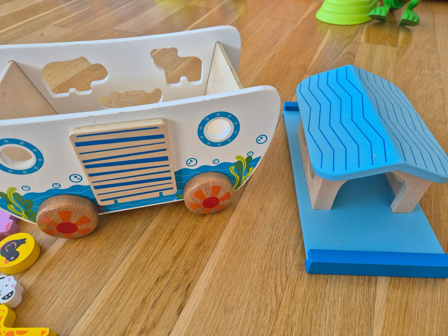Hape Spielzeuge: Hape "Arche Noah" aus Holz – Gebraucht aus Brugg AG von ars_5h7f 2
