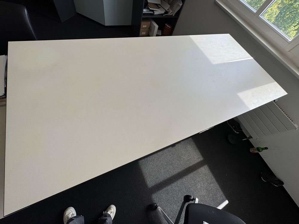 Linak Schreibtisch elek. höhenverstellbar max. Höhe 125 cm (Gebraucht ...