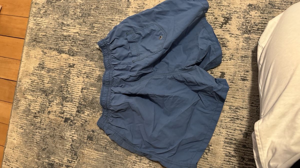 Pantaloni: Blaue Badeshorts Grösse M - Sommerliche Ware – Usato da Muttenz venduto da sop_ykg5