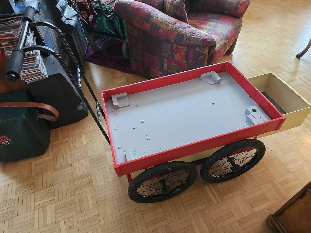 Strumenti musicali: Grosser Drehorgel Wagen  – Usato da Binningen venduto da Oberpfeiffe