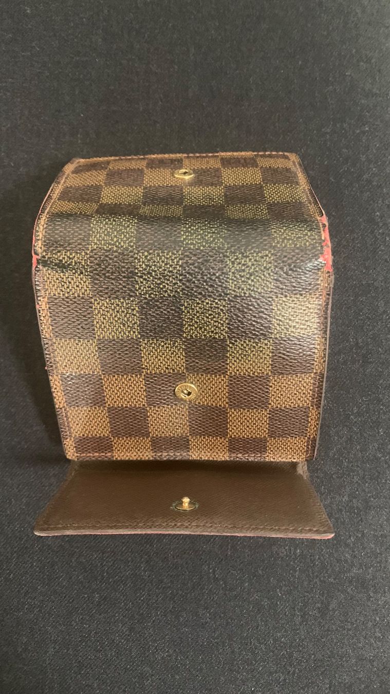 Louis Vuitton Portemonnaie: Porte-monnaie Vuitton – Gebraucht aus Roche VD von ann_s5tc 3