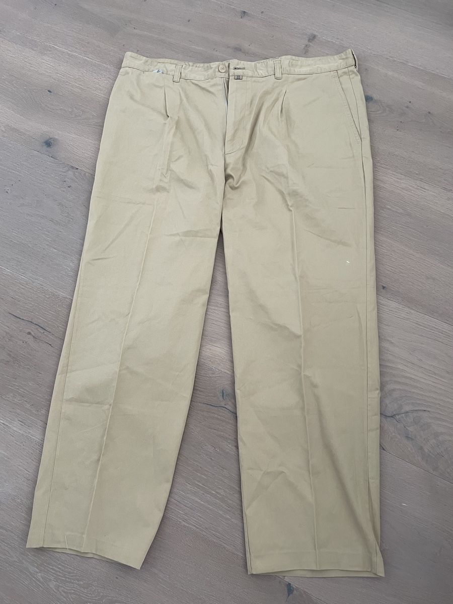 Burberry Pantaloni: Burberry Anzugshose Beige EU54 – Usato da Zug venduto da funfunfunzig