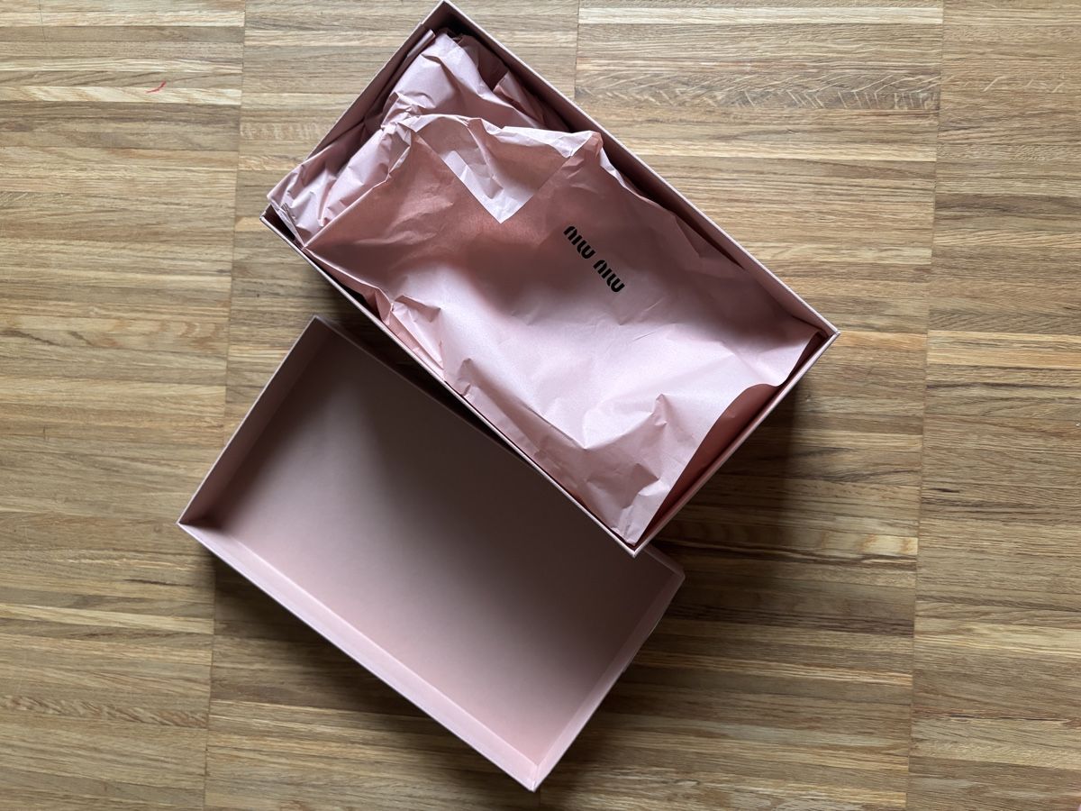 Scarpe da uomo: Miu Miu Box. Neu! – Nuovo (secondo la descrizione) da Luzern venduto da lor_x8hx 2