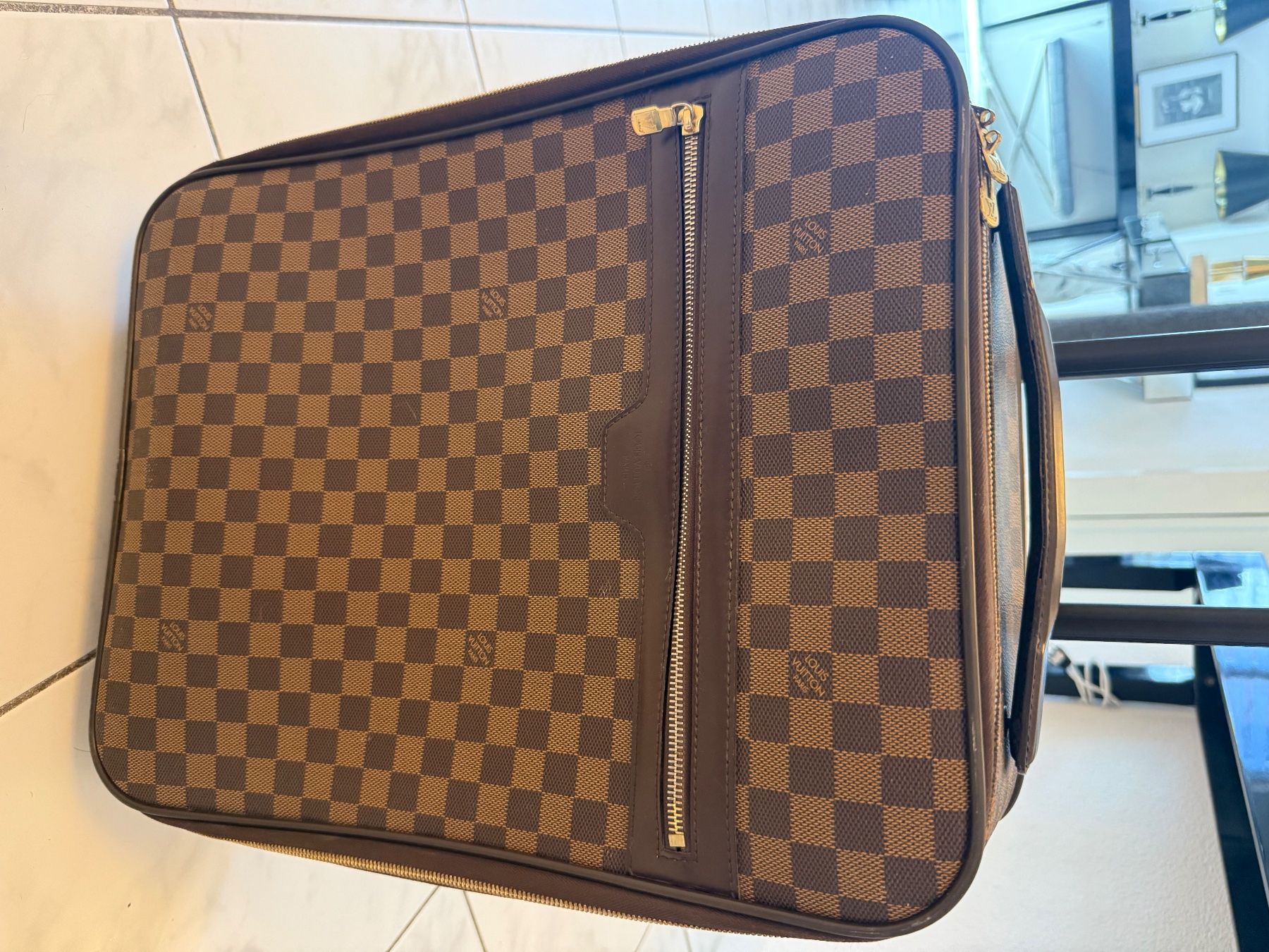 Autres aviation: Louis Vuitton Pegase 45 Damier – D'occasion à Wilen b. Wollerau par Corradino0
