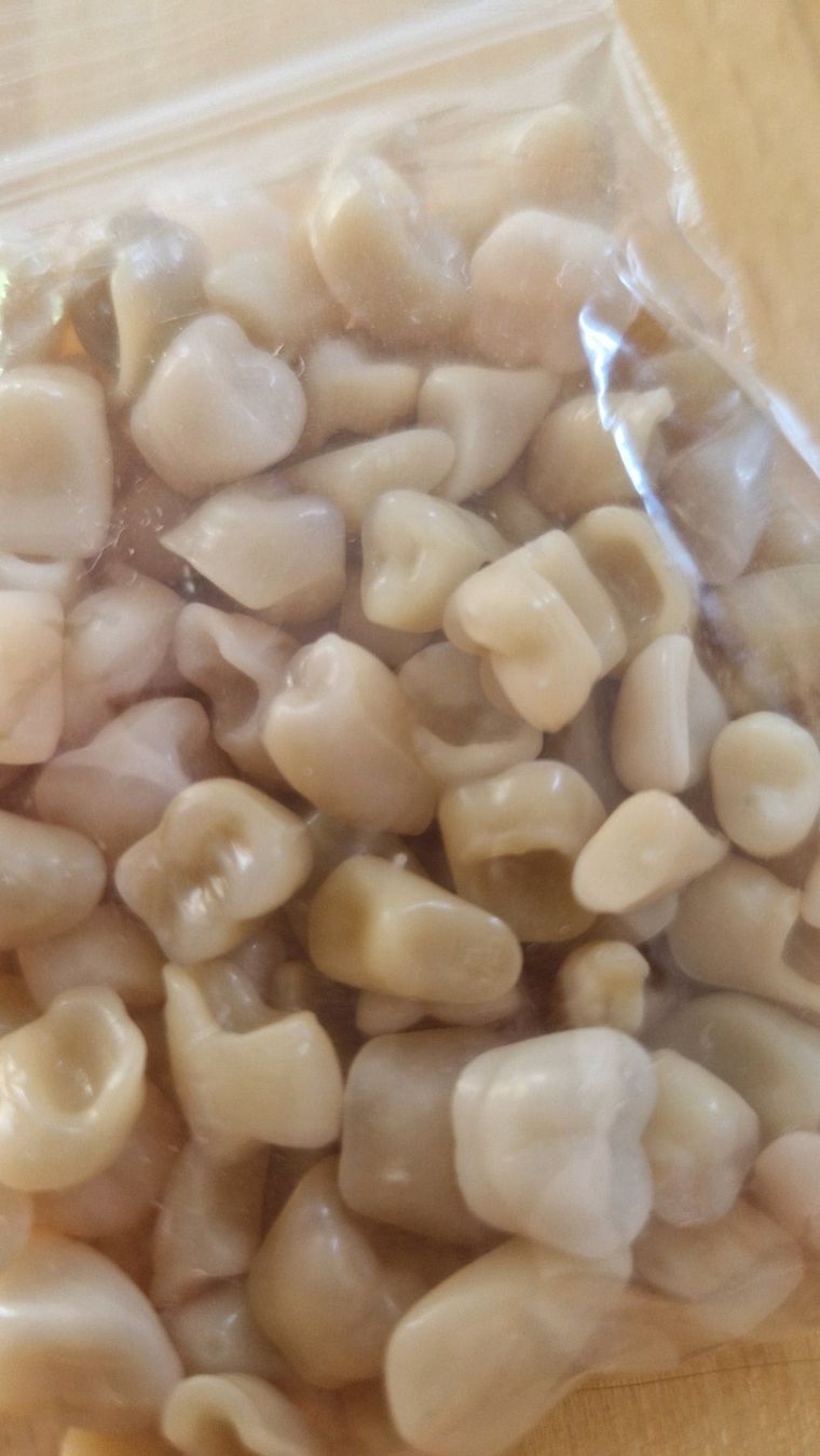 Tutte le decorazioni: Acrylzähne Originalverpackt – Nuovo e nell'imballaggio originale da Köniz venduto da Chispa97 1