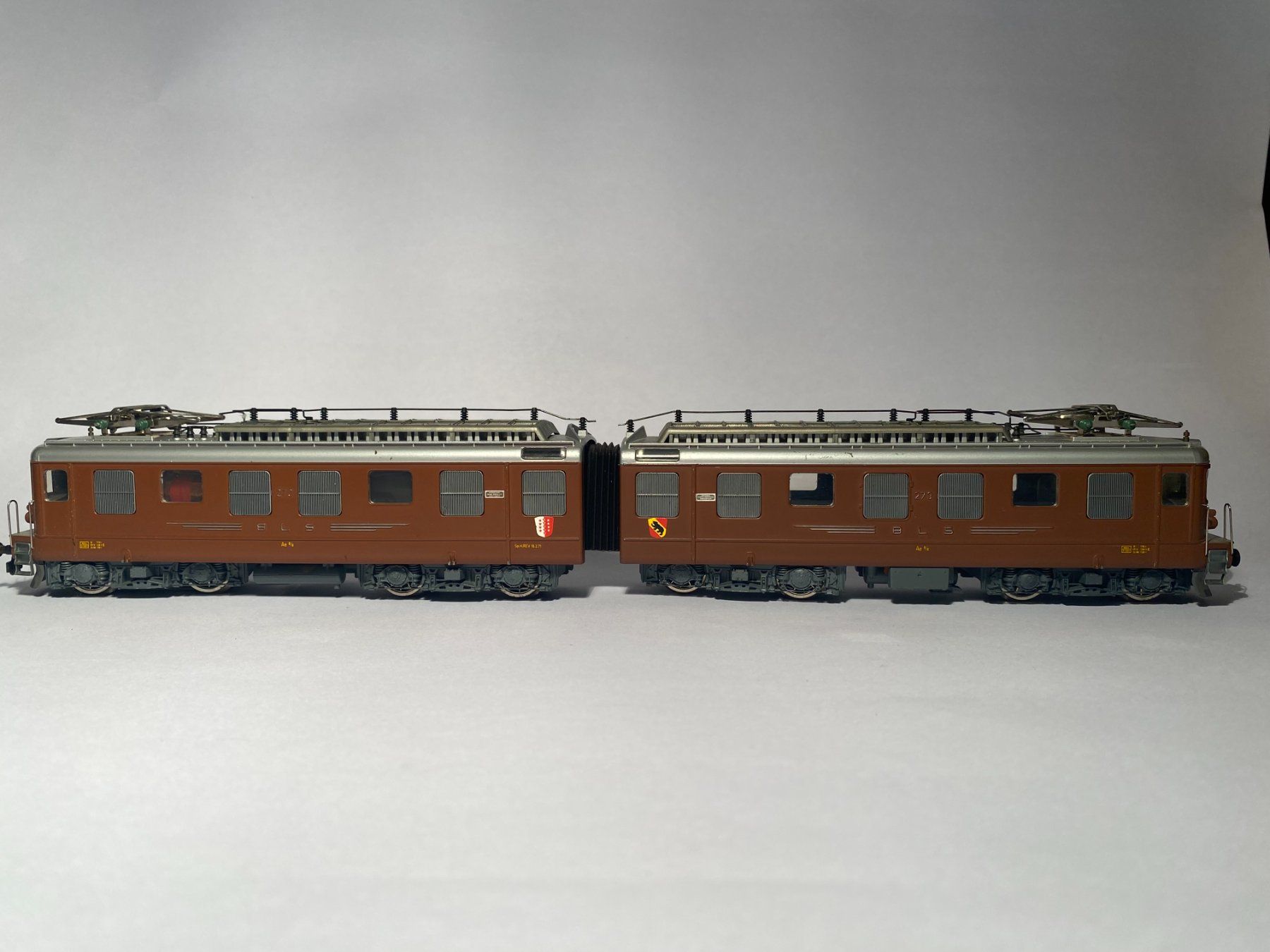 Hag Modellini di ferrovie: Hag E-Lok Ae 8/8 BLS braun AC Analog – Usato da Buchrain venduto da Modellbahn11 1