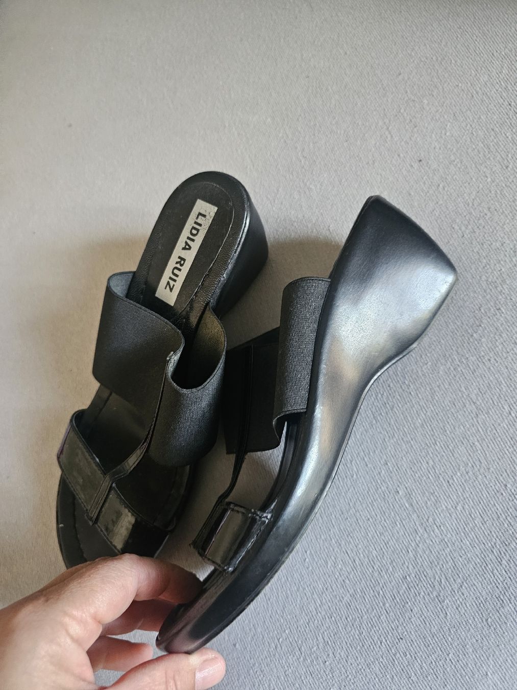 Chaussures femmes: Sandalen gr.39 – D'occasion à Zunzgen par Fleksi 1