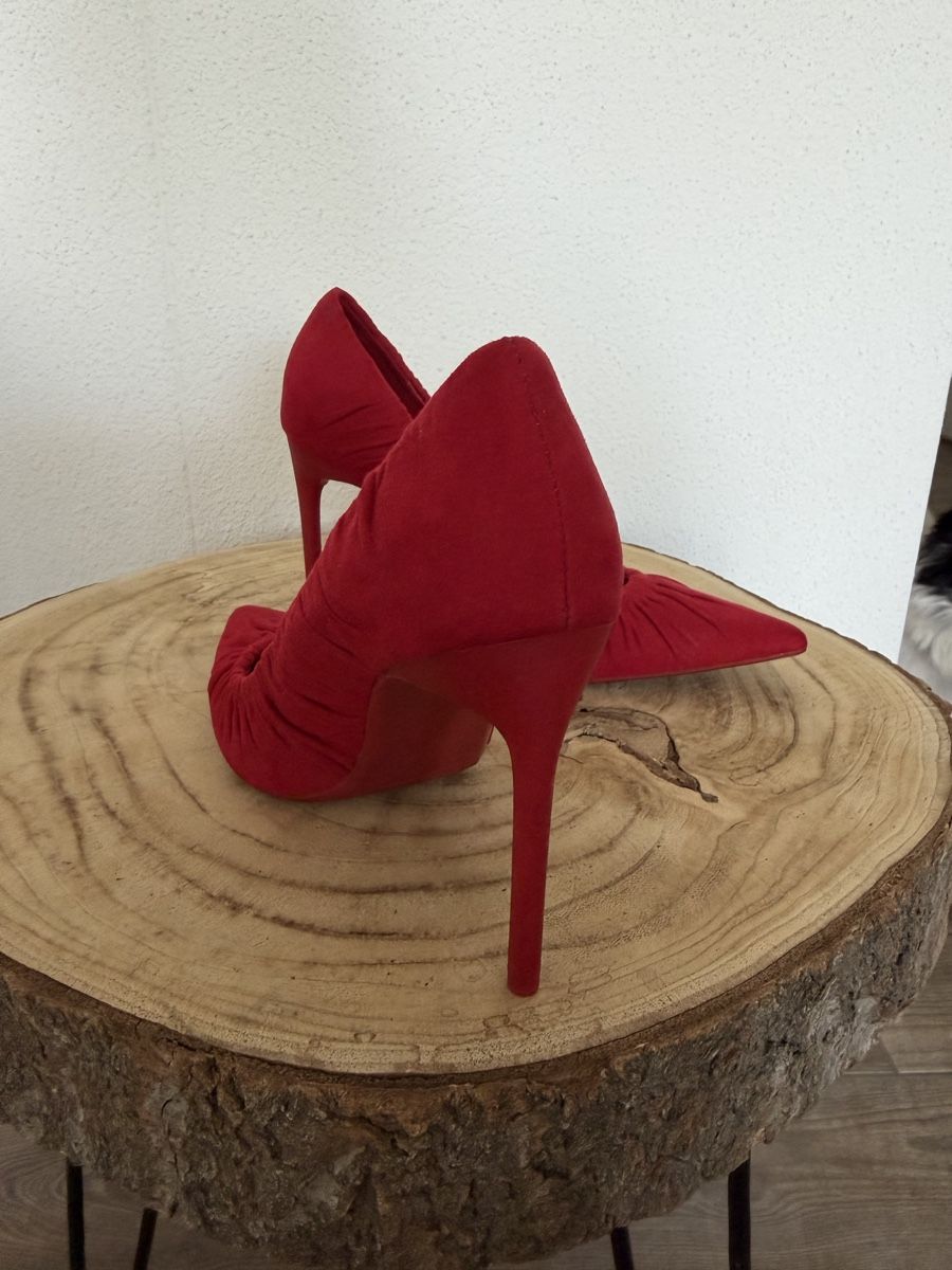 Bershka Damenschuhe: Bershka Stiletto Pumps Rot Gr. 38 – Neu (gemäss Beschreibung) aus Hägglingen von Raff_Ella 4