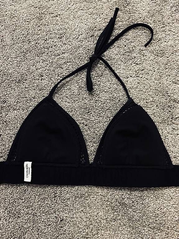 Costumi da bagno & Bikini: CALVIN KLEIN BIKINI TOP SCHWARZ – Usato da Schindellegi venduto da fifiselling 1