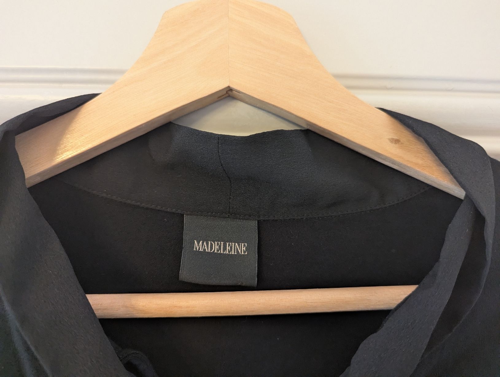 Madeleine Tops: haut madeleine 40 – D'occasion à Montreux par dem_gyt9 1