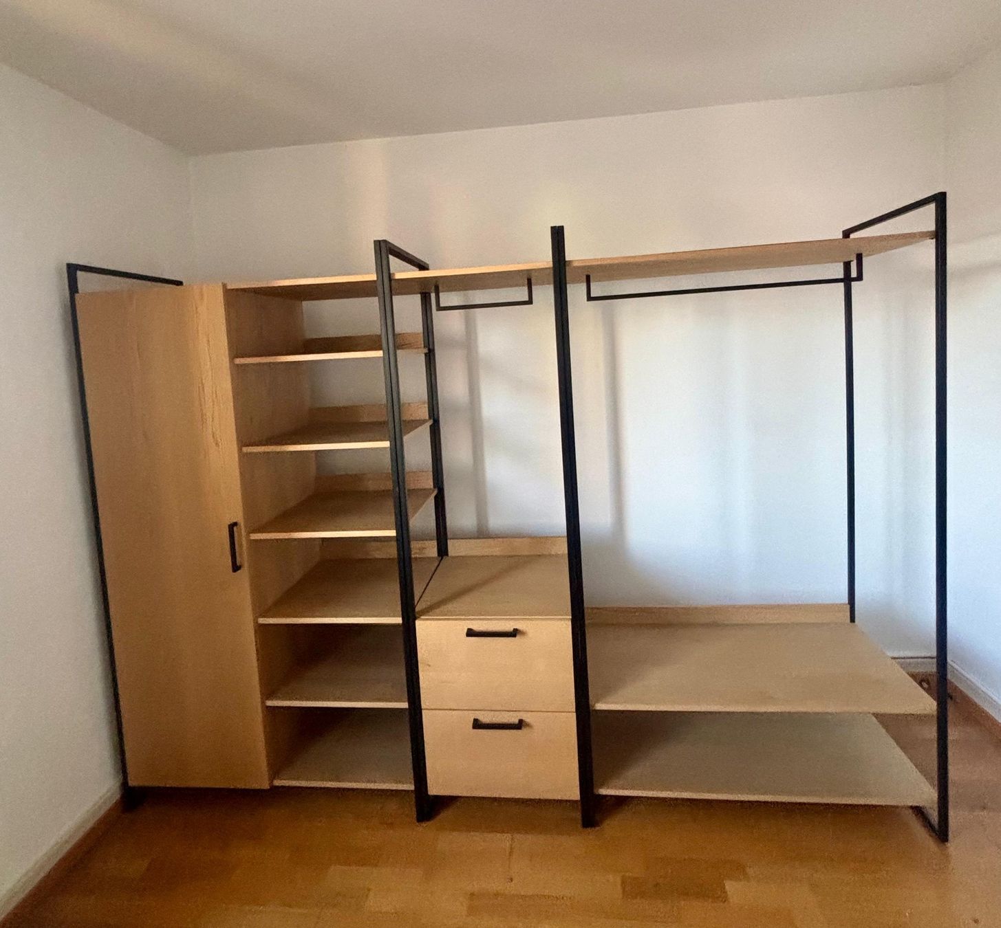 Micasa Armadi: Micasa Kleiderschrank – Usato da Zürich venduto da Markussager 1