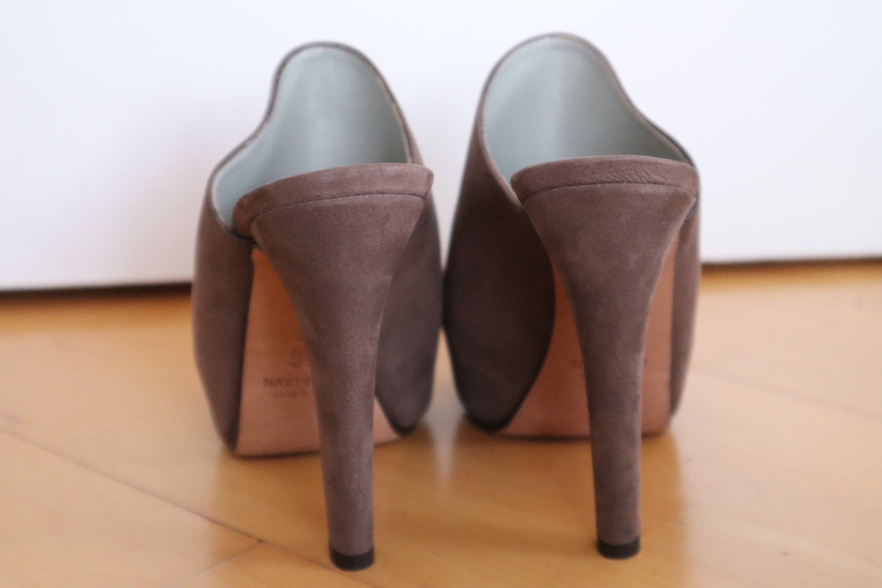 Navyboot Damenschuhe: Sandalette / High Heels, Navyboot, Gr. 38, Leder, NEU – Neu (gemäss Beschreibung) aus Wattwil von diamant1 3
