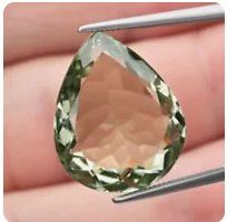 Vrai VS 8.22ct Natur Quartz grün aus Brasilien unbehandelt