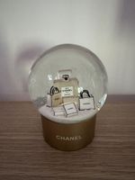 Chanel Schneekugel