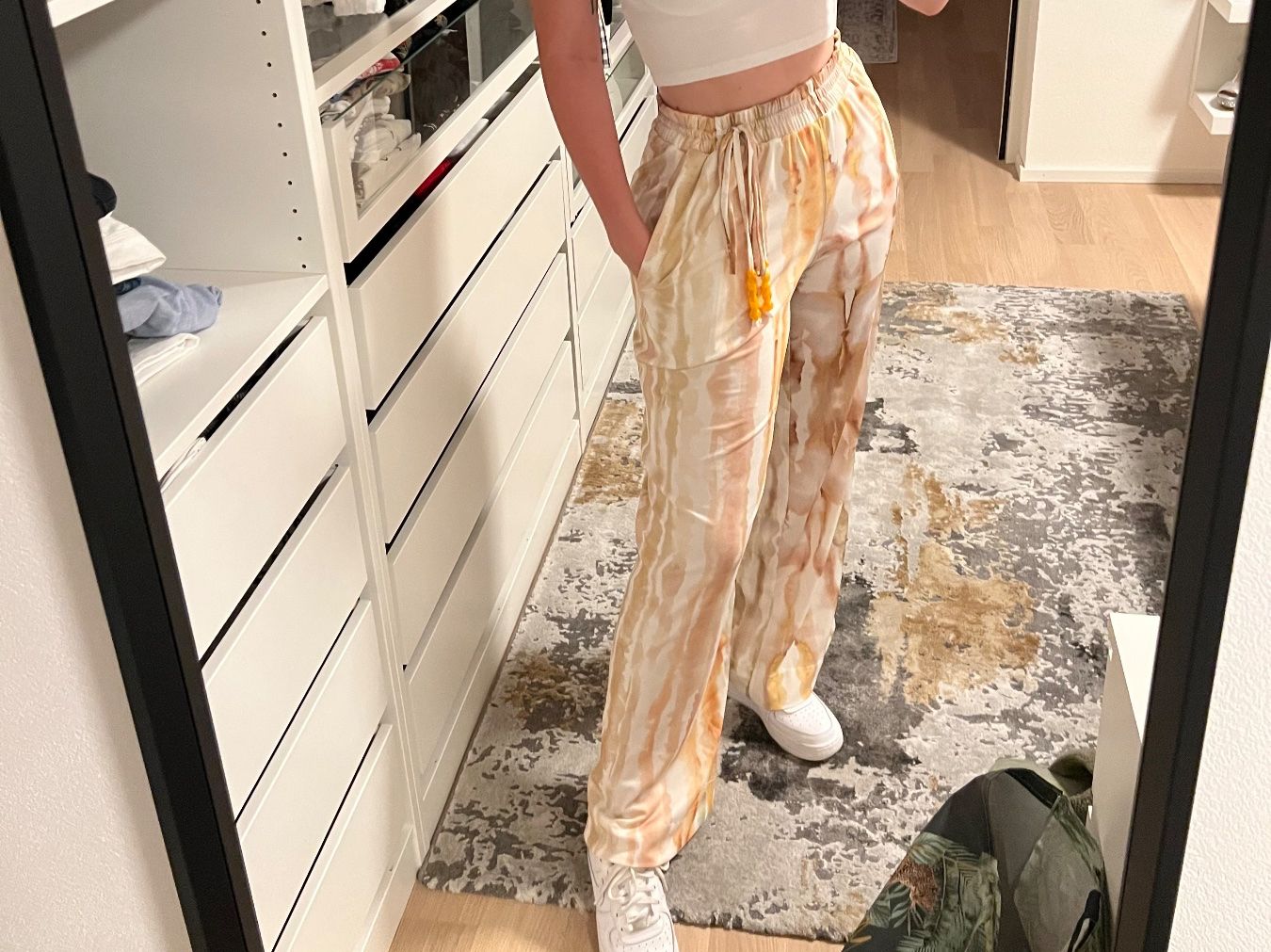 H&M Pantalons: Hose H&M – D'occasion à Vaduz par Christina_97 2