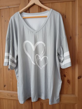 1 the shirt dames.(taille 5 xl)